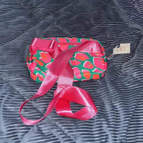 Mary Square Boutique Belt Bag Wild Child - Picture 10 of 15